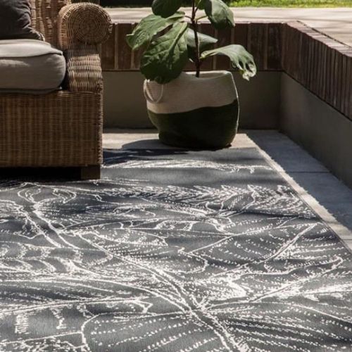 high quality range of outdoor rugs